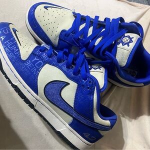 Size 12 Jackie Robinson Nike Dunks open to offer great condition.!!